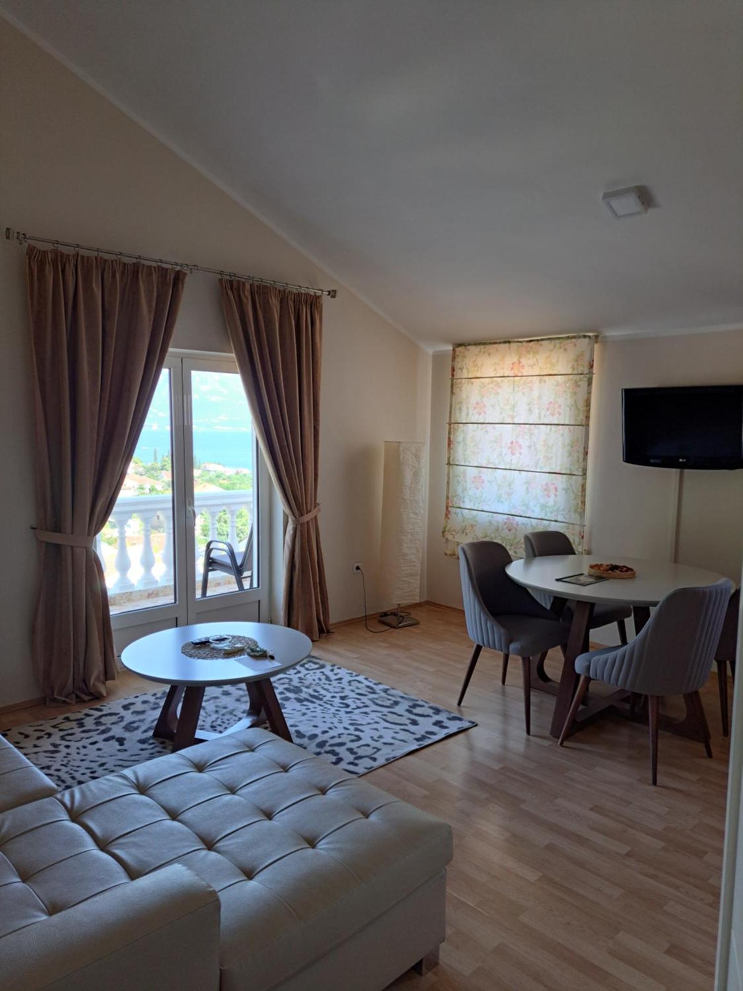 Panorama suites Monte Aria Herceg Novi Habitación foto